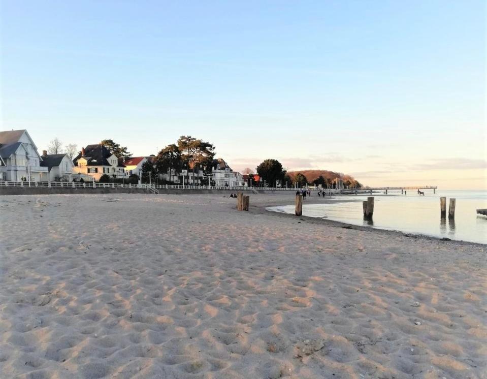 3Sz Penthaus Luna Am Sandstrand Mit Meerblick & Balkon Lübeck Exterior foto